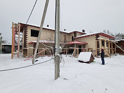 Дом из керамзитобетонных блоков 450 м² с облицовкой - детальное фото