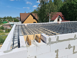 СТРОИТЕЛЬСТВО ДОМА ИЗ ГАЗОБЕТОНА . Декоративная штукатурка фасада. - СтройЛюкс