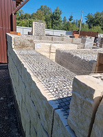 Дом из керамзитобетонных блоков 450 м² с облицовкой - детальное фото