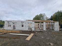 Строительство гаража из газобетона в скандинавском стиле - СтройЛюкс