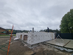 Строительство гаража из газобетона в скандинавском стиле - СтройЛюкс