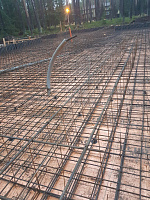 Коттедж из кирпича ЛСР. Отделка фасада камнем травертин. - СтройЛюкс