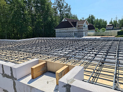 СТРОИТЕЛЬСТВО ДОМА ИЗ ГАЗОБЕТОНА . Декоративная штукатурка фасада. - СтройЛюкс