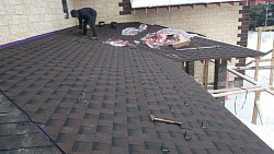 Дом из керамзитобетонных блоков 450 м² с облицовкой - детальное фото