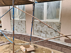 СТРОИТЕЛЬСТВО ДОМА ИЗ ГАЗОБЕТОНА . Декоративная штукатурка фасада. - СтройЛюкс