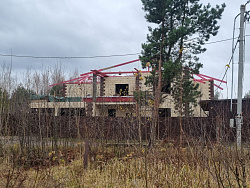 Дом из керамзитобетонных блоков 450 м² с облицовкой - детальное фото