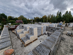 Дом из керамзитобетонных блоков 450 м² с облицовкой - детальное фото