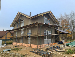 СТРОИТЕЛЬСТВО ДОМА ИЗ ГАЗОБЕТОНА . Декоративная штукатурка фасада. - СтройЛюкс