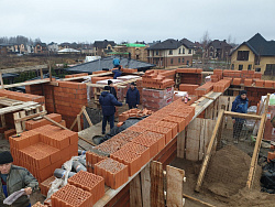 СТРОИТЕЛЬСТВО КОРОБКИ ДОМА ИЗ ПОРИЗОВАННОГО КИРПИЧА - СтройЛюкс