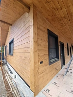 Отделка дома с гаражом имитацией бруса под ключ - СтройЛюкс