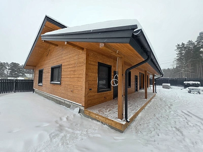 Отделка дома с гаражом имитацией бруса под ключ