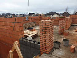 ДОМ ИЗ ПОРИЗОВАННОГО КИРПИЧА - СтройЛюкс