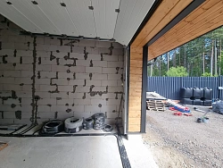 Отделка дома с гаражом имитацией бруса под ключ - СтройЛюкс