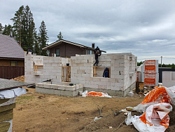 ДОМ ИЗ ГАЗОБЕТОНА И БЛАГОУСТРОЙСТВО УЧАСТКА - СтройЛюкс