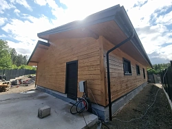 Отделка дома с гаражом имитацией бруса под ключ - СтройЛюкс