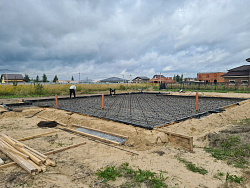 СТРОИТЕЛЬСТВО ФУНДАМЕНТНОЙ ПЛИТЫ ПОД ДОМ И ПОД БЕСЕДКУ - СтройЛюкс