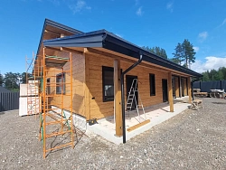 Отделка дома с гаражом имитацией бруса под ключ - СтройЛюкс