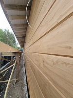 Отделка дома с гаражом имитацией бруса под ключ - СтройЛюкс