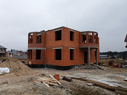 ДОМ ИЗ ПОРИЗОВАННОГО КИРПИЧА - СтройЛюкс