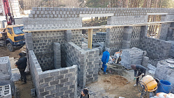 ДОМ ИЗ КЕРАМЗИТОБЕТОННЫХ БЛОКОВ. Цокольный этаж. - СтройЛюкс