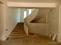 Монолитные лестницы - СтройЛюкс