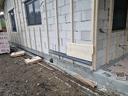 Отделка дома с гаражом имитацией бруса под ключ - СтройЛюкс