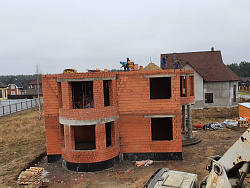 ДОМ ИЗ ПОРИЗОВАННОГО КИРПИЧА - СтройЛюкс