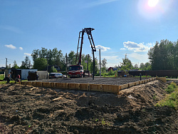 Монолитная плита на забивных сваях - СтройЛюкс