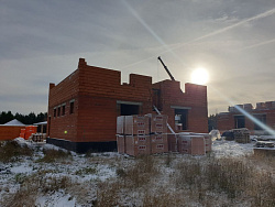 ДОМ ИЗ ПОРИЗОВАННОГО КИРПИЧА - СтройЛюкс