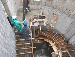 Монолитные лестницы - СтройЛюкс