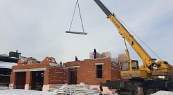 СТРОИТЕЛЬСТВО КОРОБКИ ДОМА ИЗ ПОРИЗОВАННОГО КИРПИЧА - СтройЛюкс