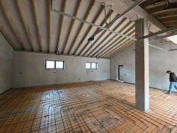 Отделка дома с гаражом имитацией бруса под ключ - СтройЛюкс