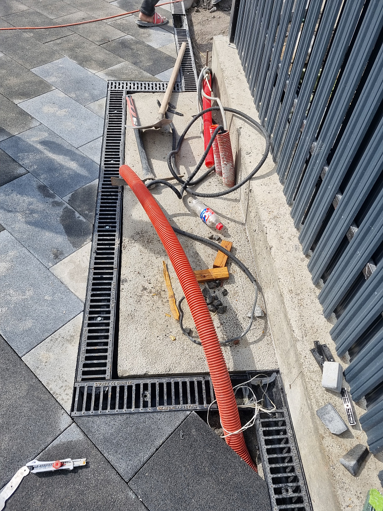 Ливневая канализация на участке в Санкт-Петербурге